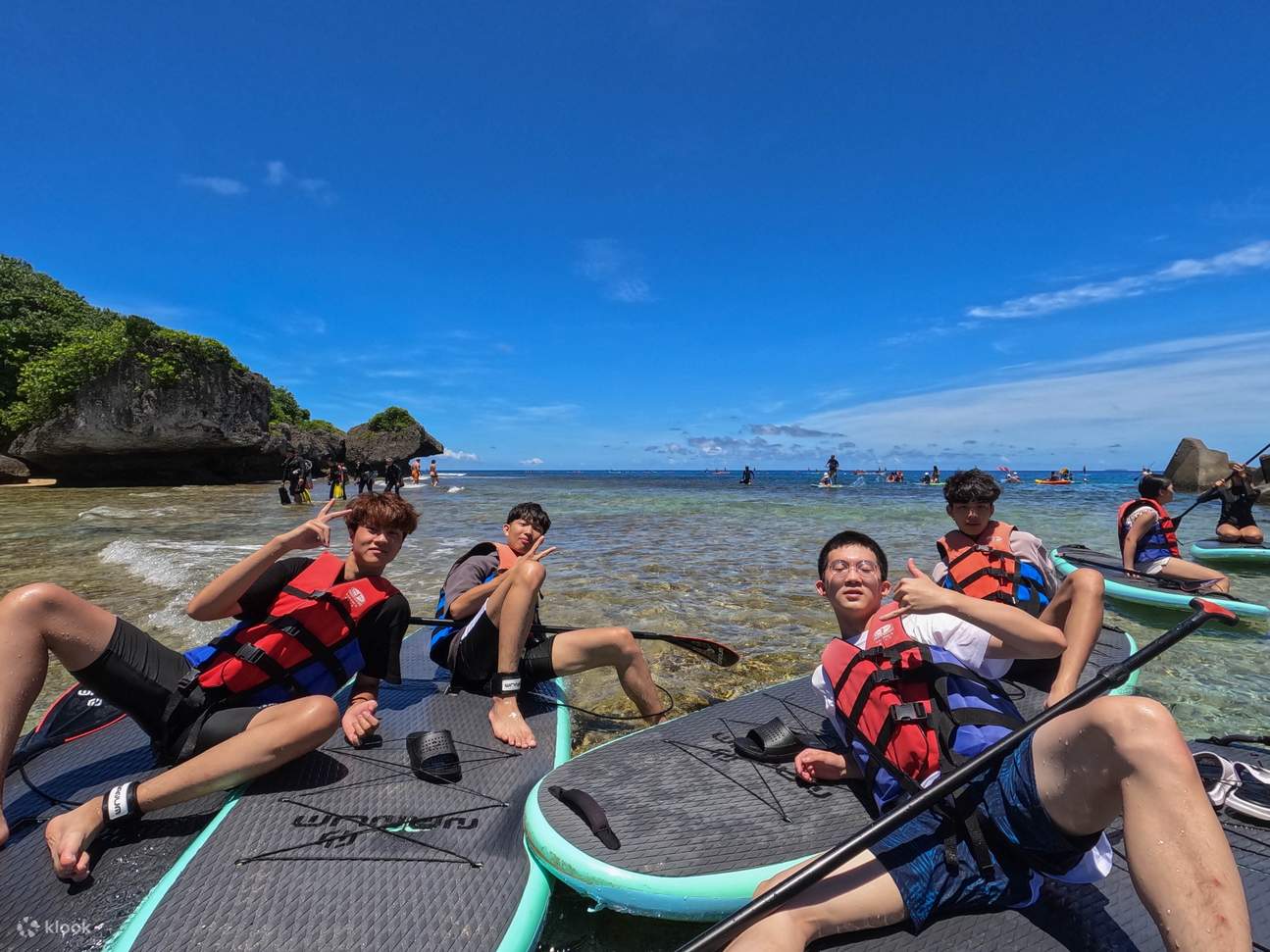 Chèo ván đứng SUP ở Tiểu Lưu Cầu